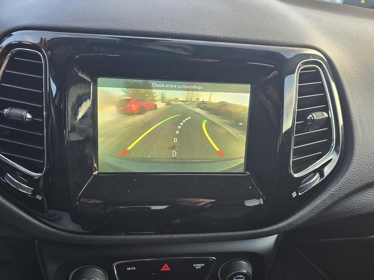 2018 Jeep Compass NORTH Photo