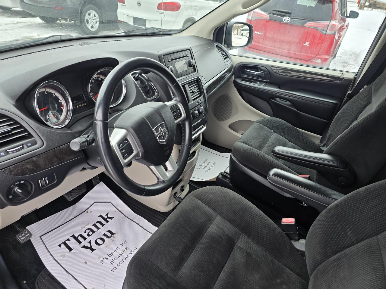 2016 Dodge Grand Caravan SE Photo