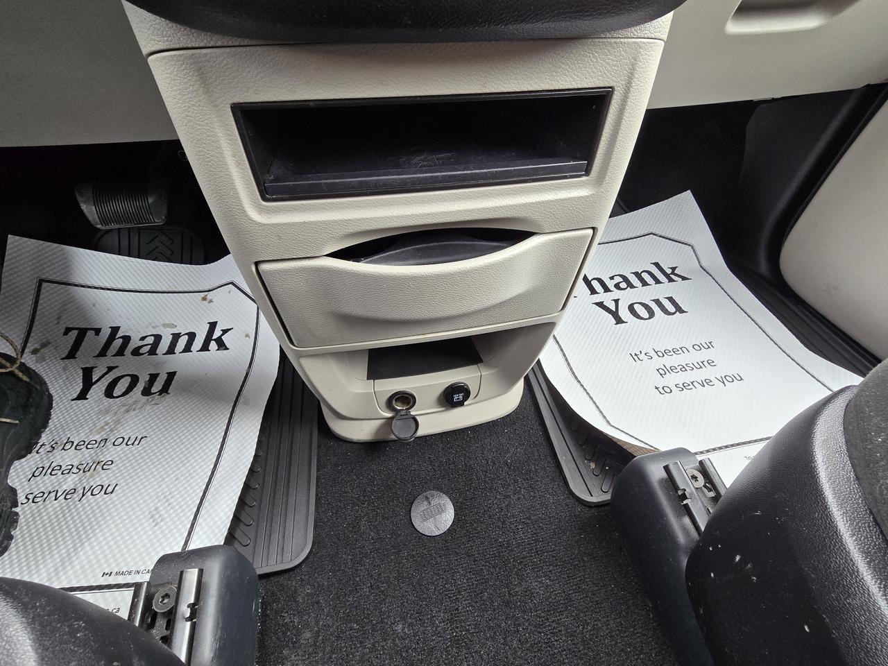 2016 Dodge Grand Caravan SE Photo