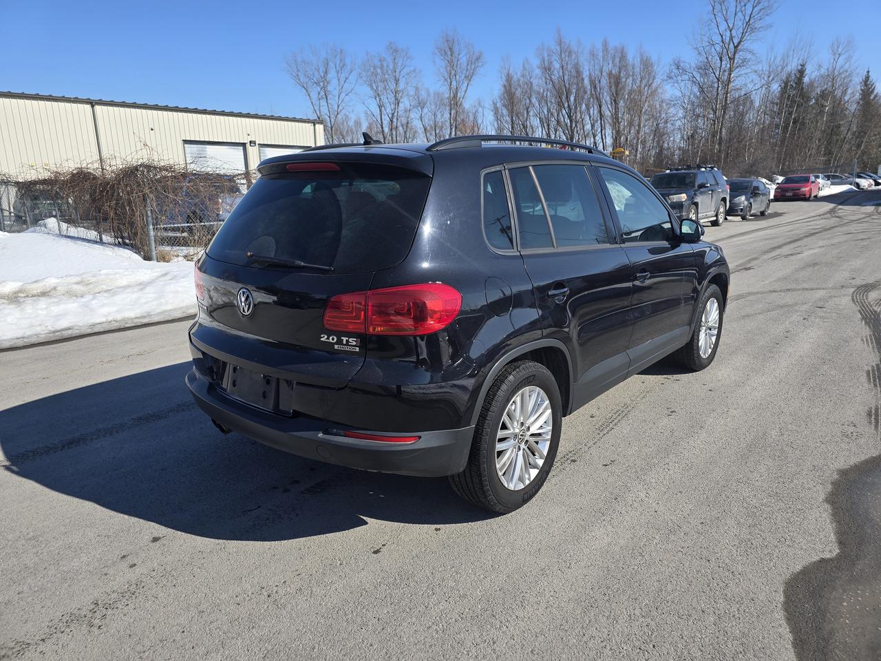 2015 Volkswagen Tiguan COMFORTLINE Photo3