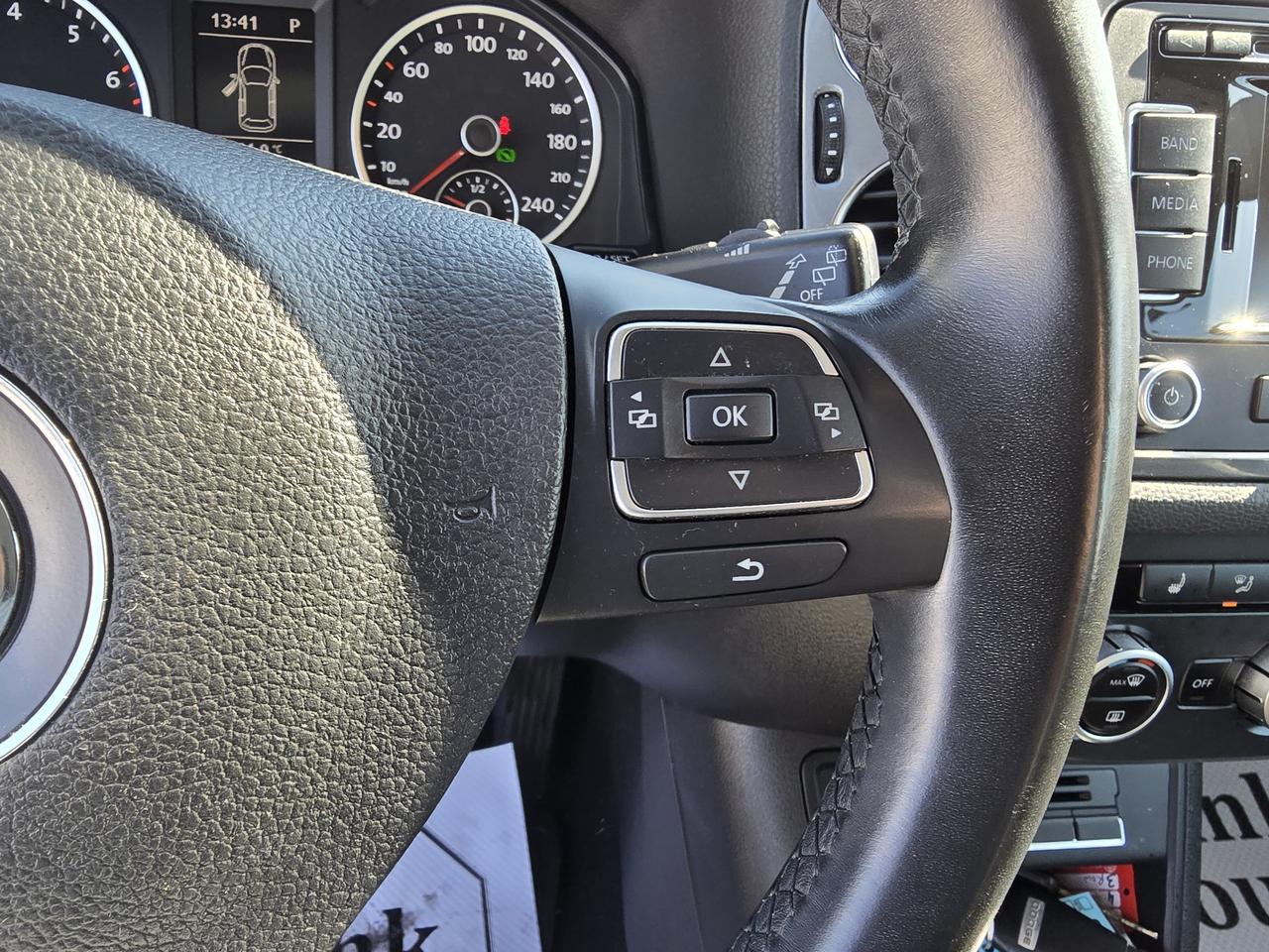 2015 Volkswagen Tiguan COMFORTLINE Photo