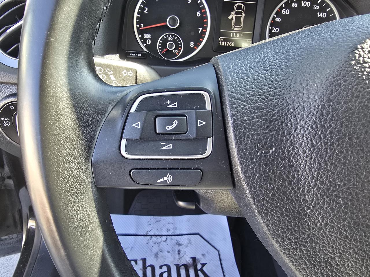 2015 Volkswagen Tiguan COMFORTLINE Photo