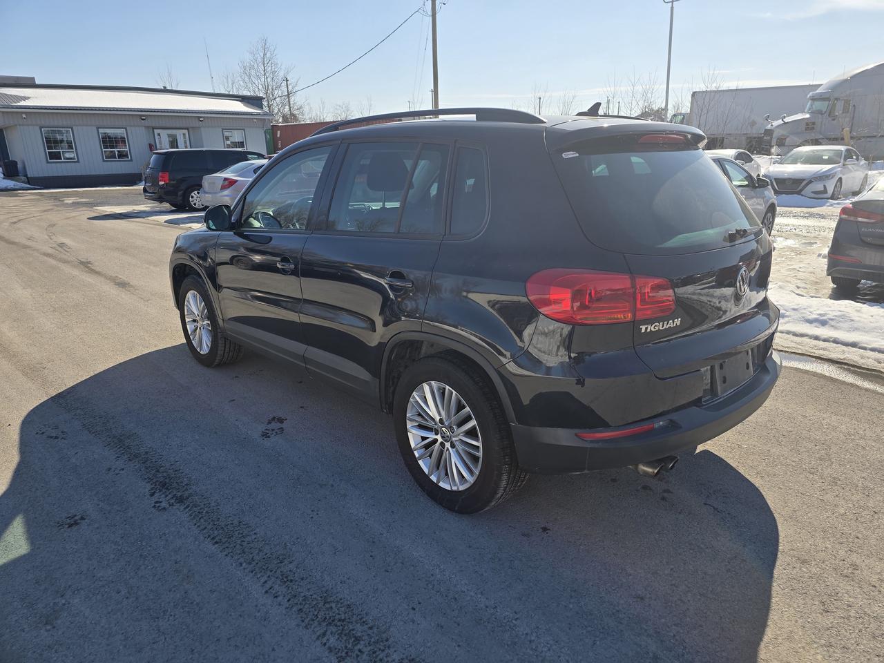 2015 Volkswagen Tiguan COMFORTLINE Photo