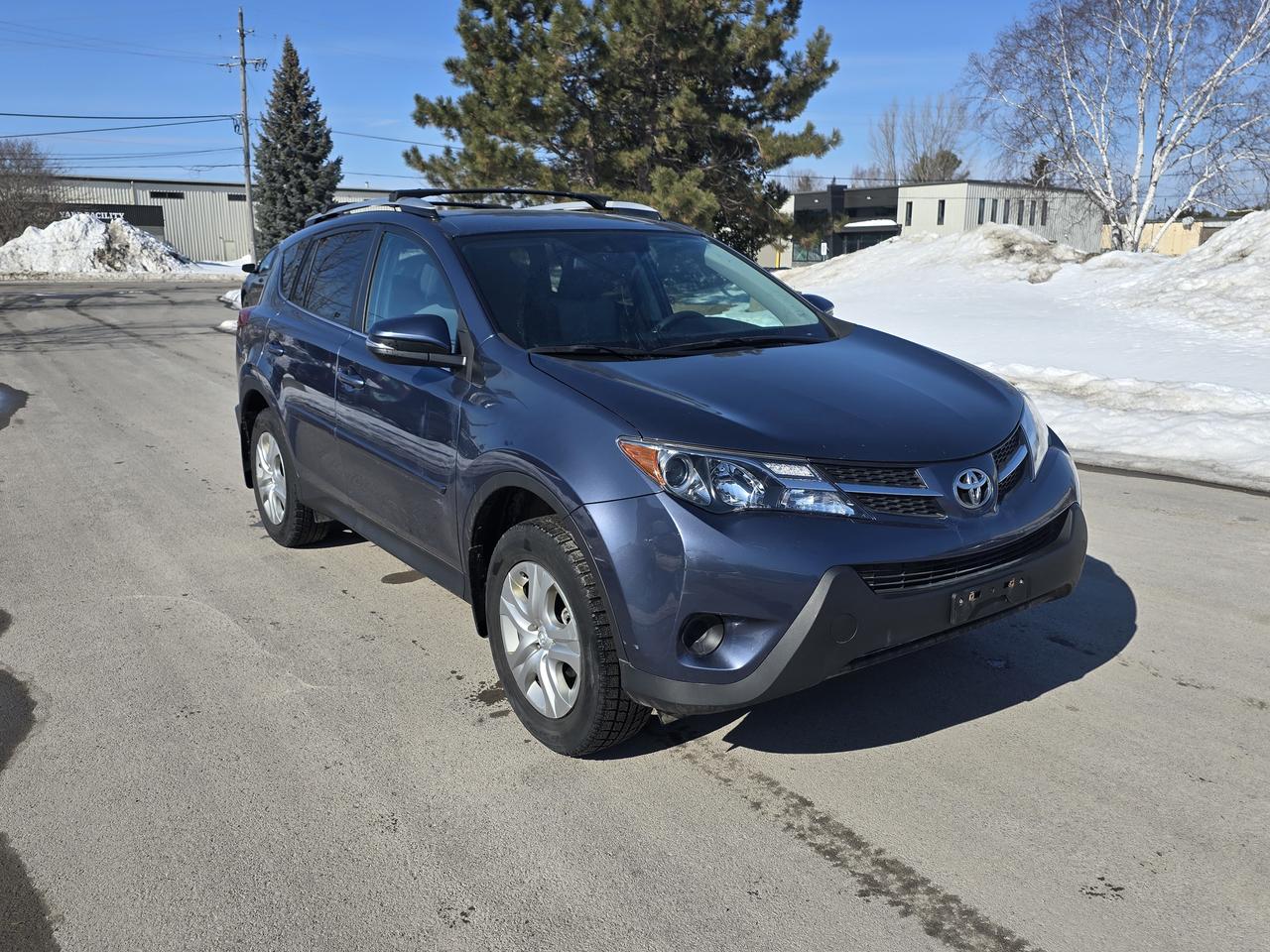 2014 Toyota RAV4 LE Photo