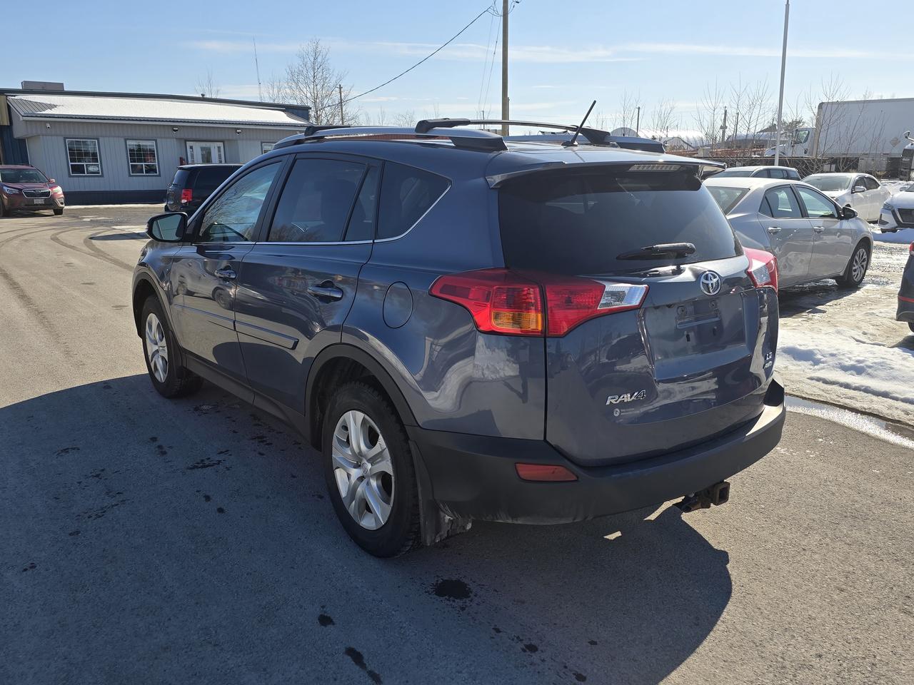 2014 Toyota RAV4 LE Photo