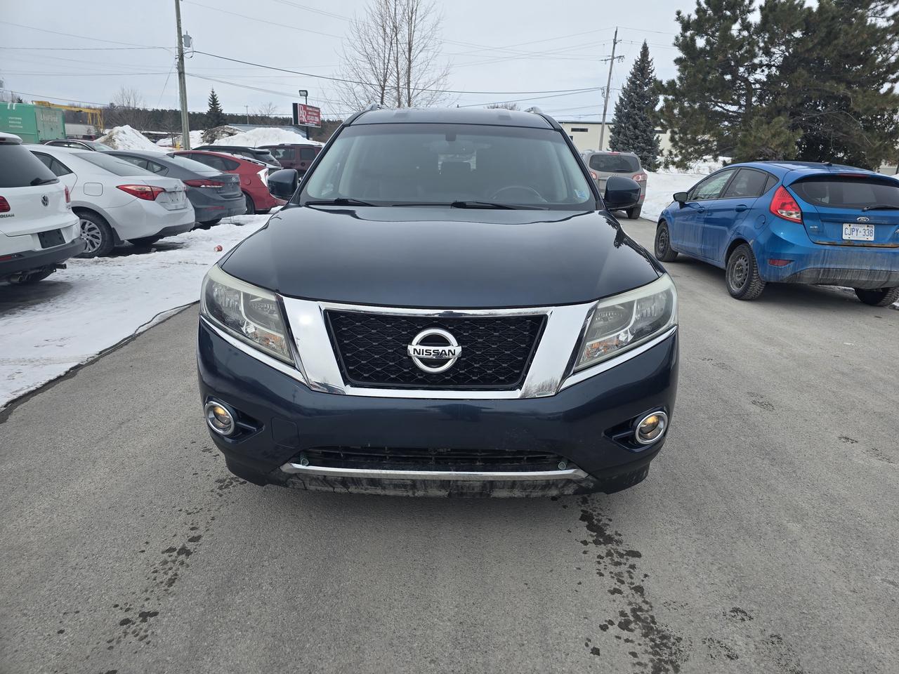 2016 Nissan Pathfinder SL Photo