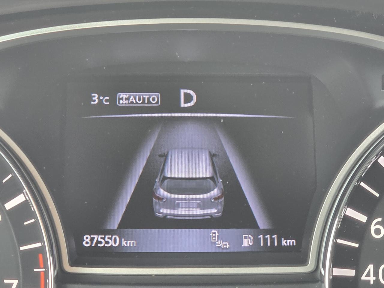 2016 Nissan Pathfinder SL Photo