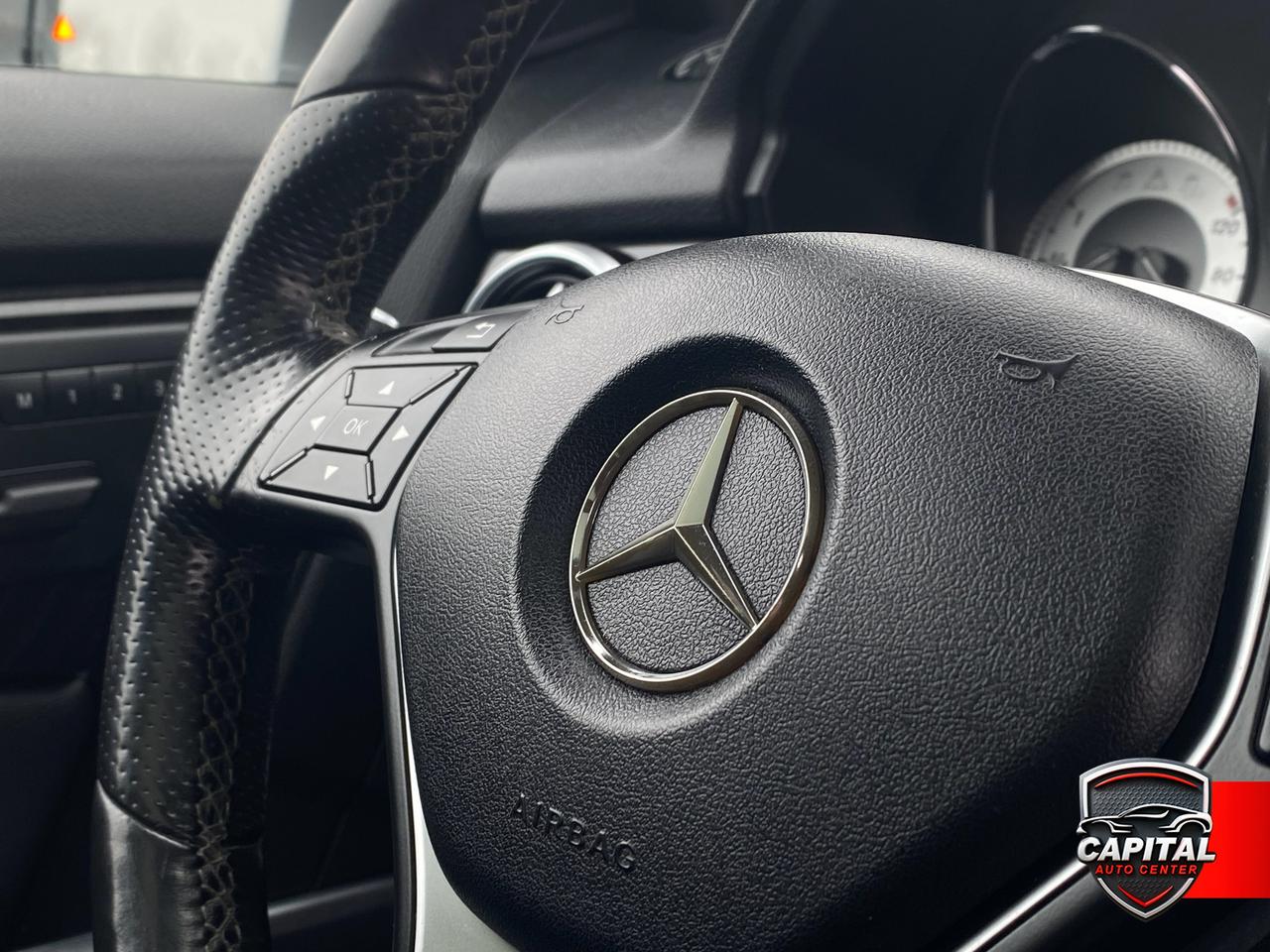 2015 Mercedes-Benz GLK-Class GLK250 Photo