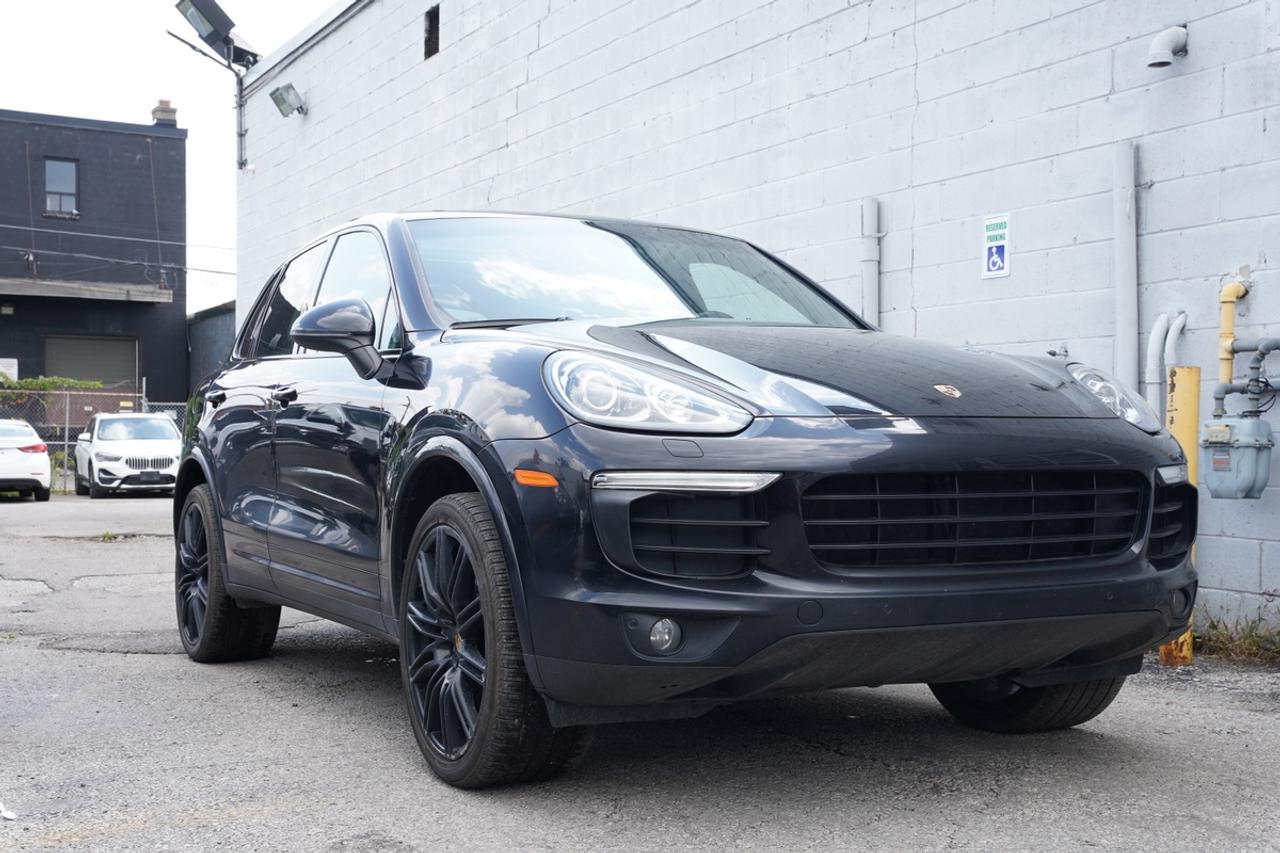 2018 Porsche Cayenne AWD/PREMIUM PKG/LOADED Photo3