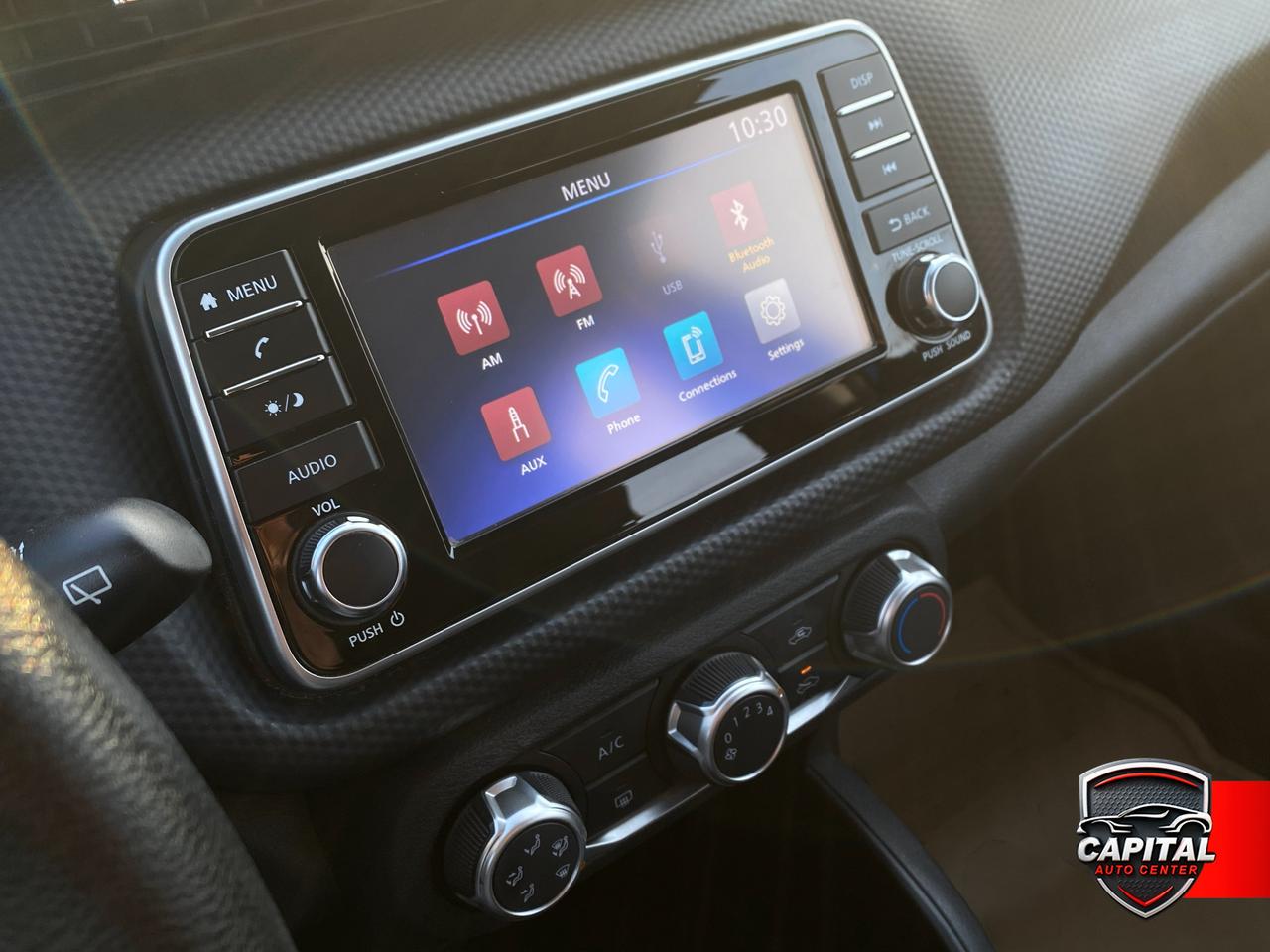 2023 Nissan Kicks S Photo4