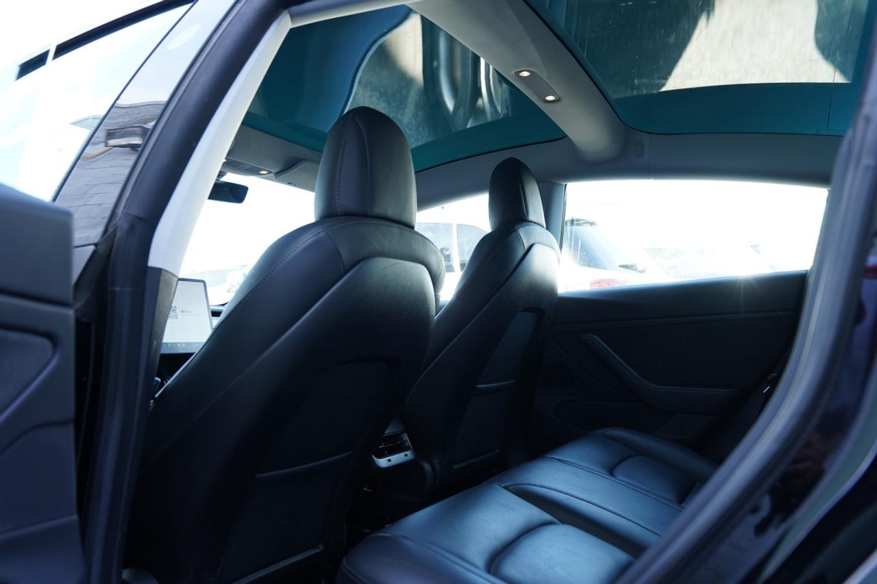 2019 Tesla Model 3 STANDARD RANGE PLUS/CLEAN CARFAX Photo