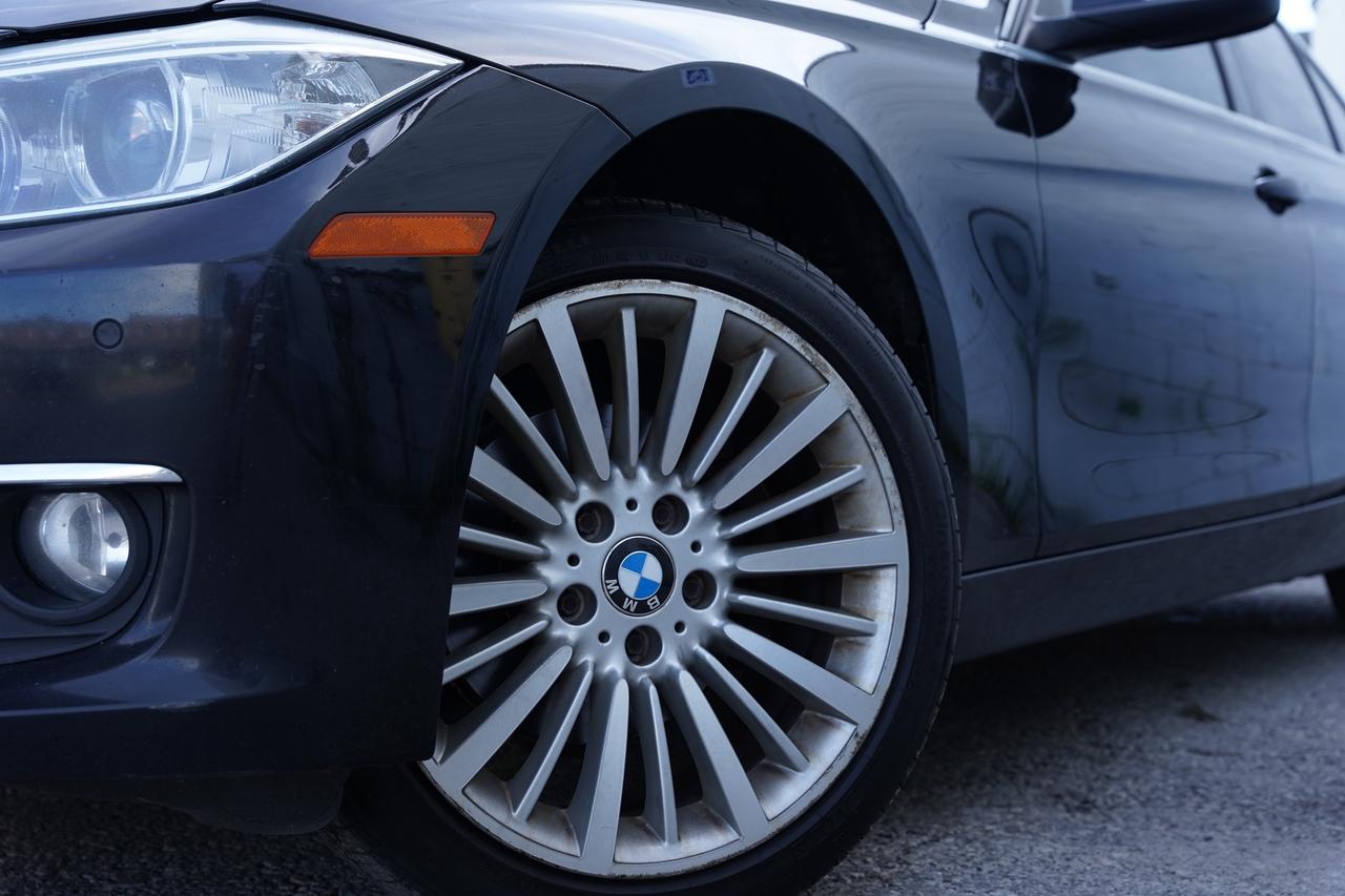 2015 BMW 3-Series 328i xDrive/NAV/ CAMERA/ LEATHER/ SUNROOF Photo