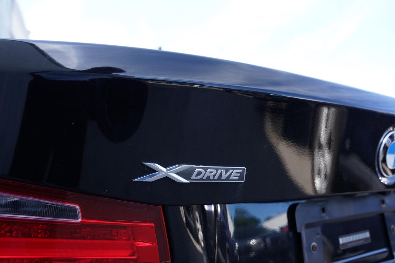 2015 BMW 3-Series 328i xDrive/NAV/ CAMERA/ LEATHER/ SUNROOF Photo