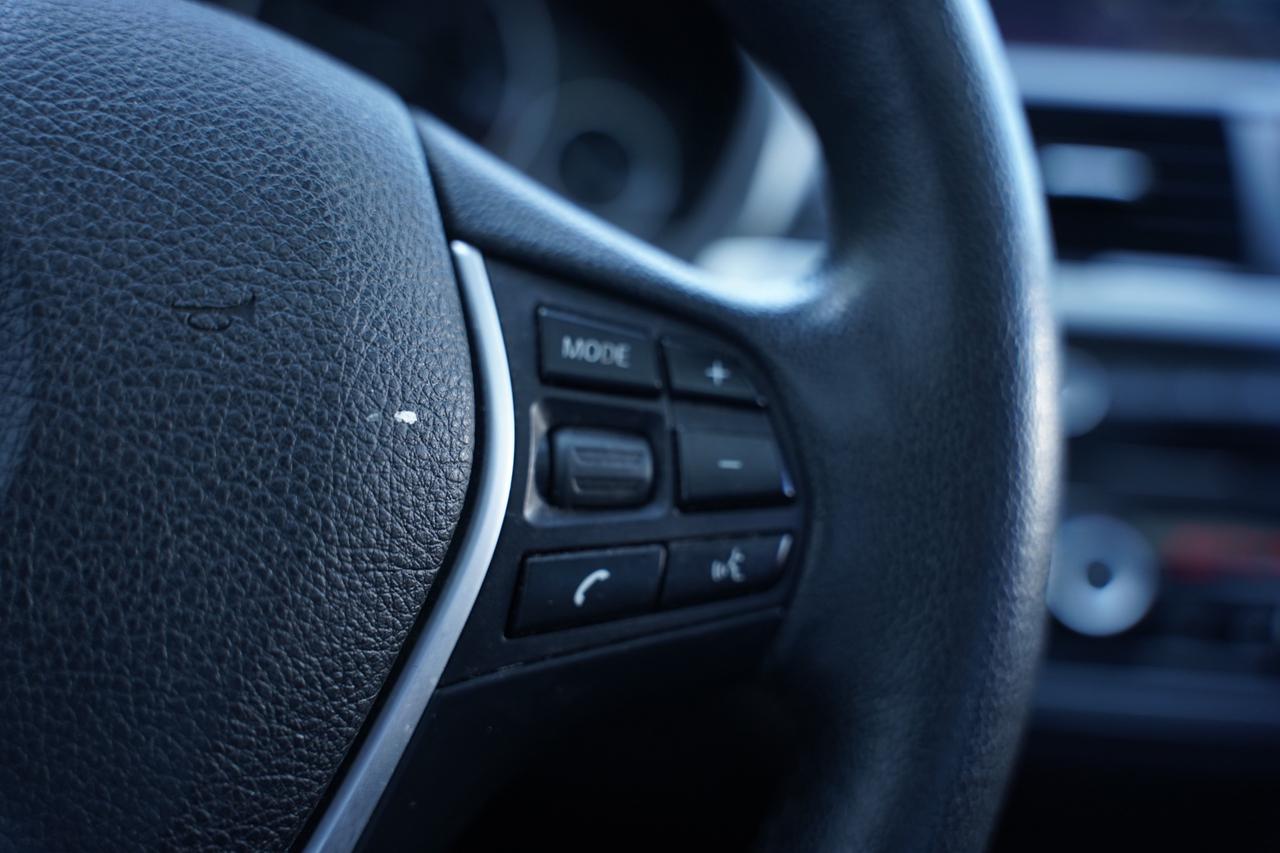 2015 BMW 3-Series 328i xDrive/NAV/ CAMERA/ LEATHER/ SUNROOF Photo