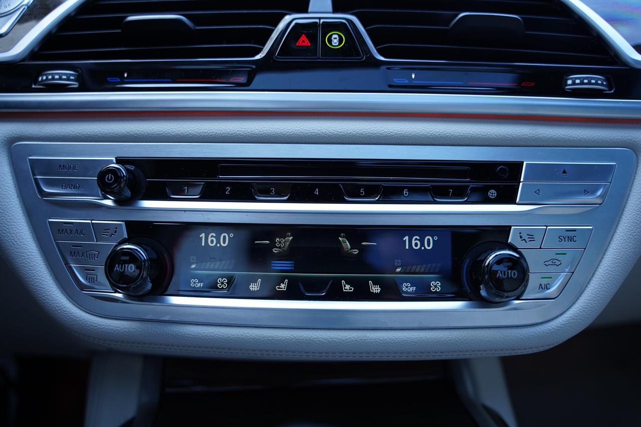 2019 BMW 7-Series 750Li Xdrive/ VACUUM DOOR/ PANOROOF/NO ACCIDENTS Photo