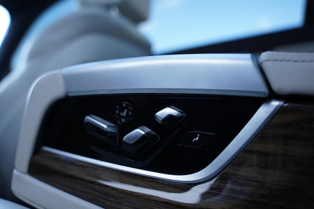 2019 BMW 7-Series 750Li Xdrive/ VACUUM DOOR/ PANOROOF/NO ACCIDENTS Photo