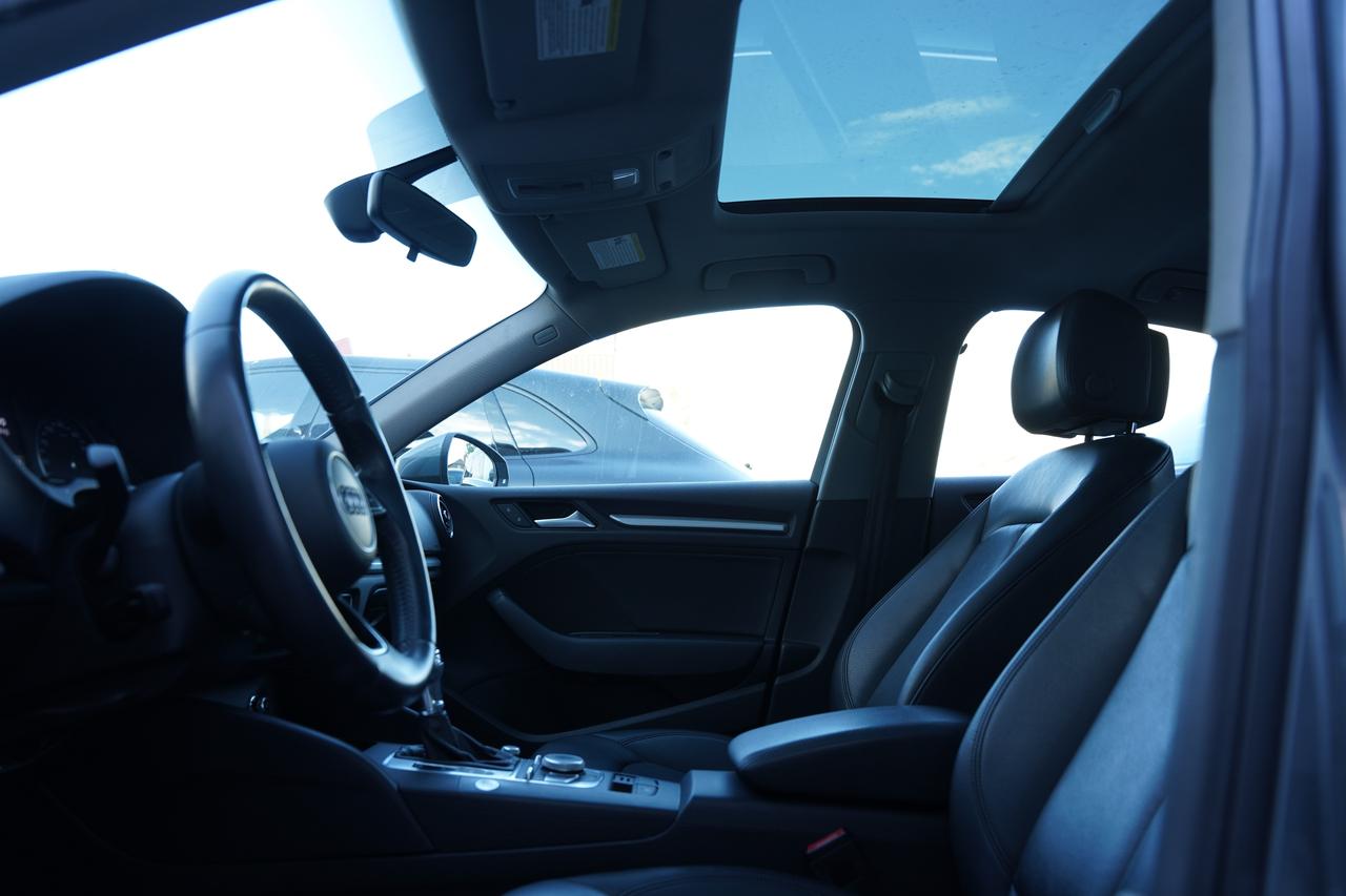 2019 Audi A3 PREMIUM PKG /  PANOROOF/ CAMERA / LEATHER Photo