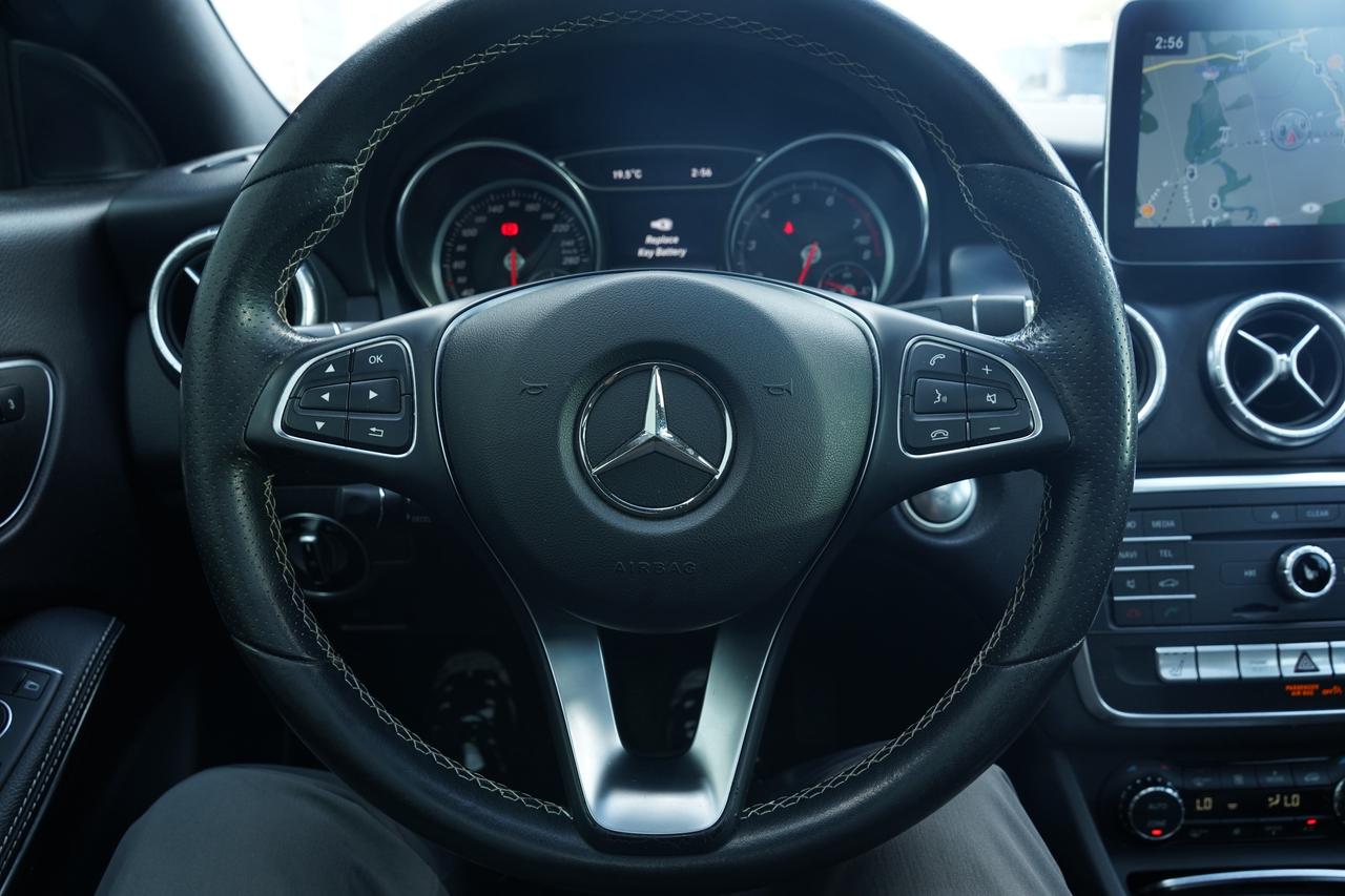 2018 Mercedes-Benz CLA-Class CLA250/AMG PKG/PANOROOF/ CAMERA/ NAV Photo