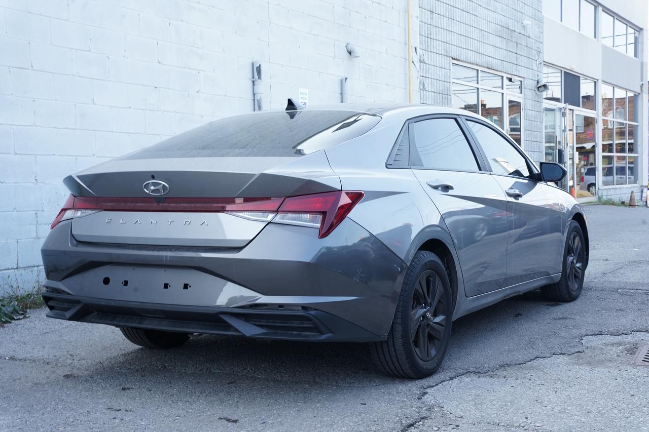 2023 Hyundai Elantra PREFERRED PKG/NO ACCIDENTS/APPLE CARPLAY Photo