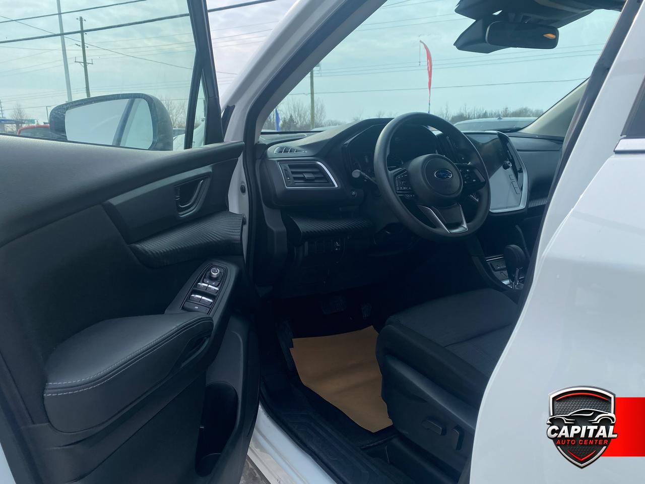 2023 Subaru ASCENT Convenience Photo4