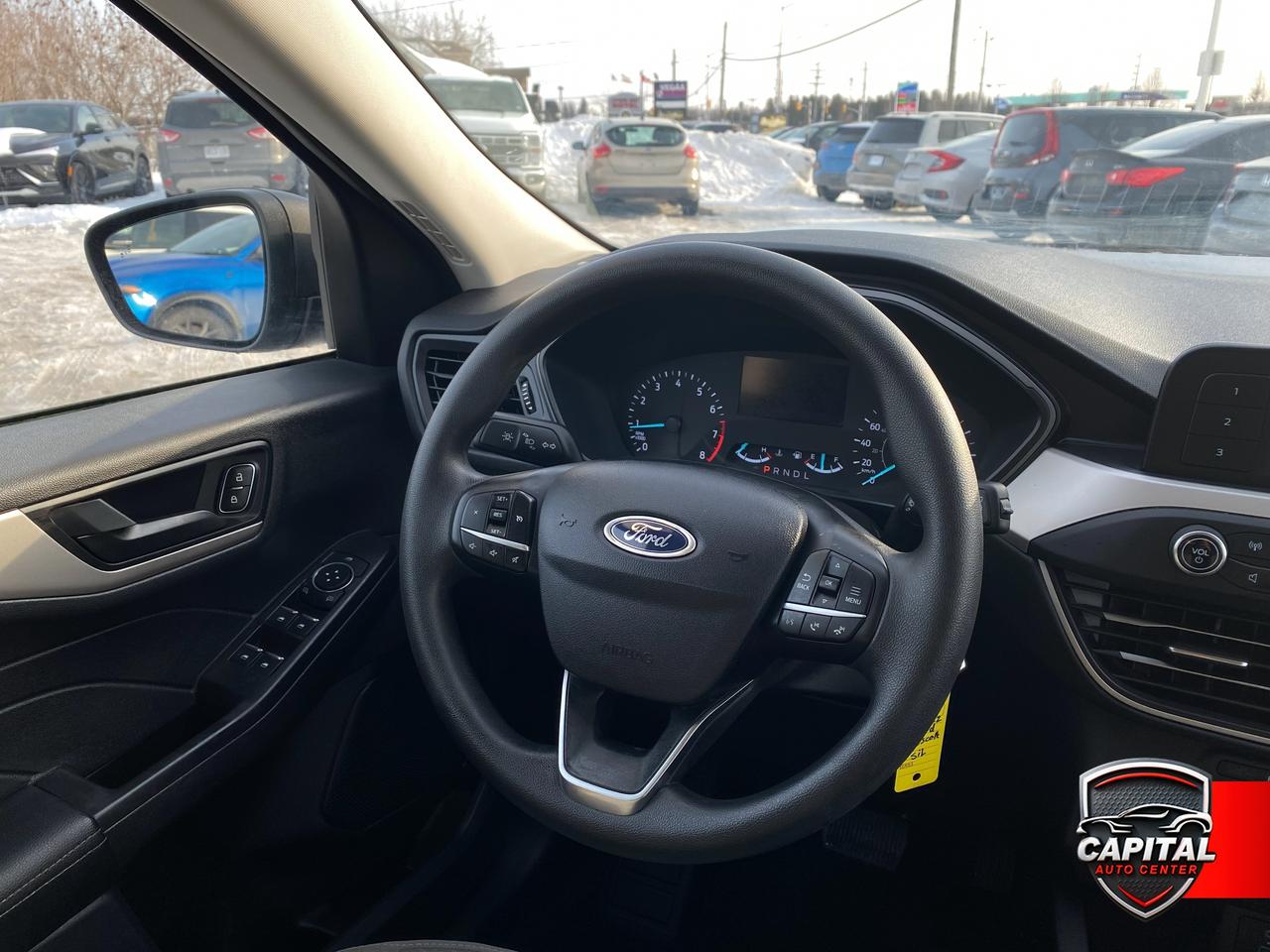 2022 Ford Escape S Photo