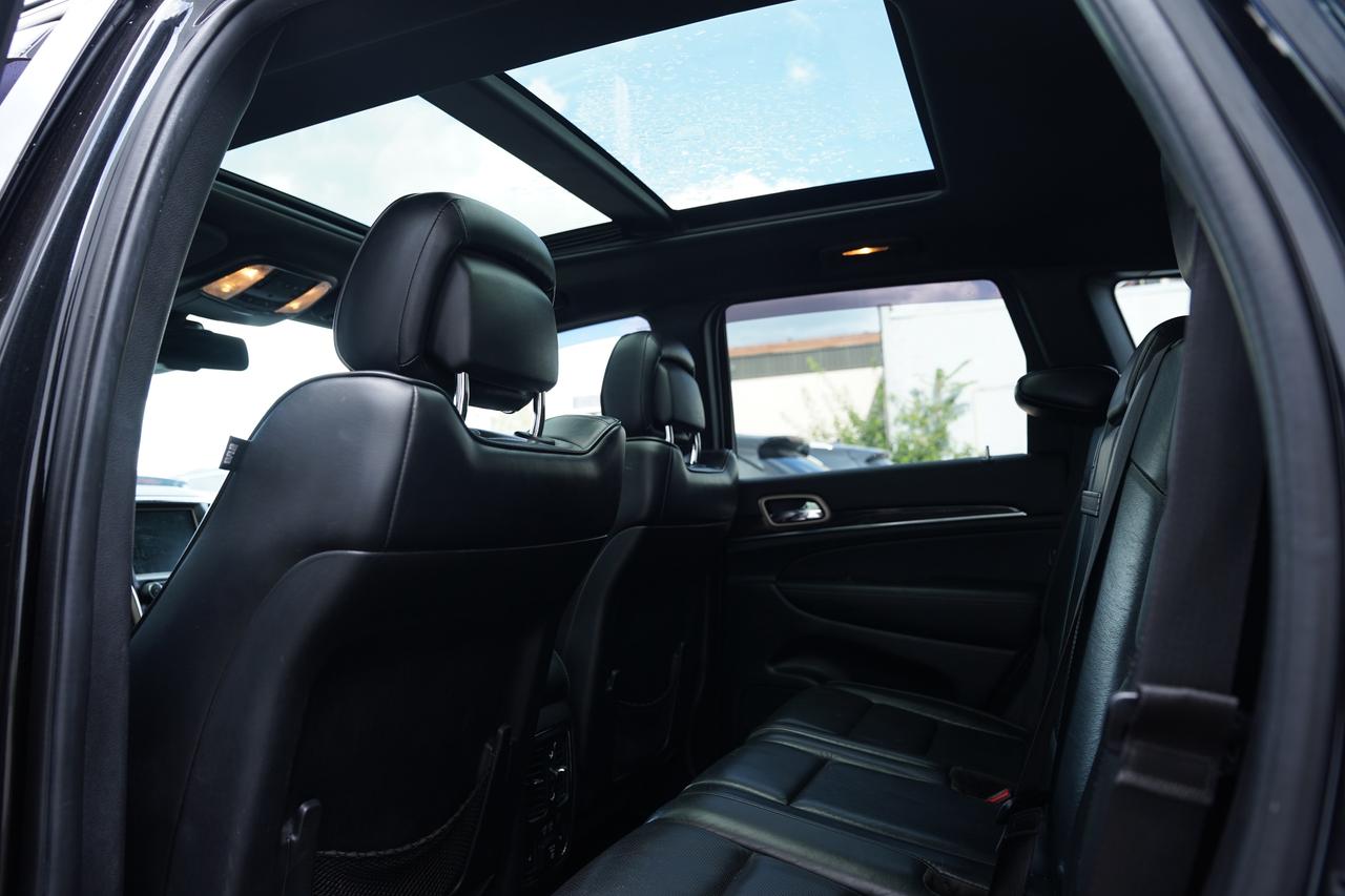 2014 Jeep Grand Cherokee Overland/4WD/SUNROOF/ CAMERA/ BLUETOOTH Photo