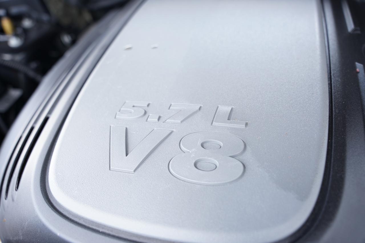 2014 Jeep Grand Cherokee Overland/4WD/SUNROOF/ CAMERA/ BLUETOOTH Photo