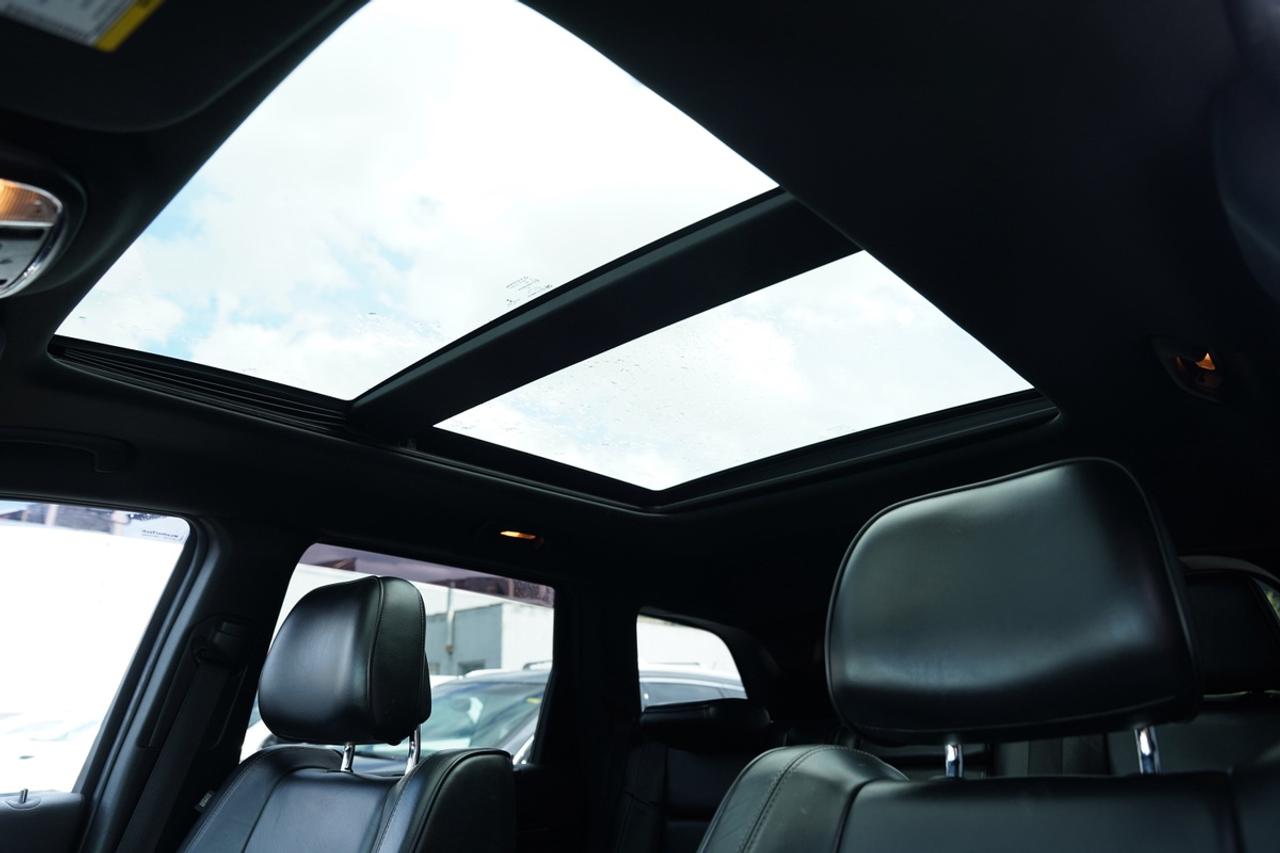 2014 Jeep Grand Cherokee Overland/4WD/SUNROOF/ CAMERA/ BLUETOOTH Photo