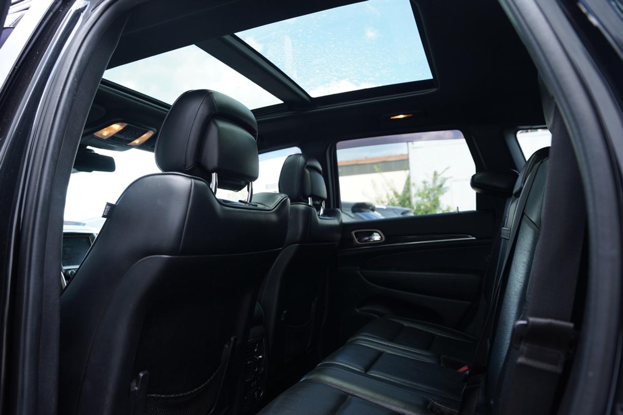 2014 Jeep Grand Cherokee Overland/4WD/SUNROOF/ CAMERA/ BLUETOOTH Photo