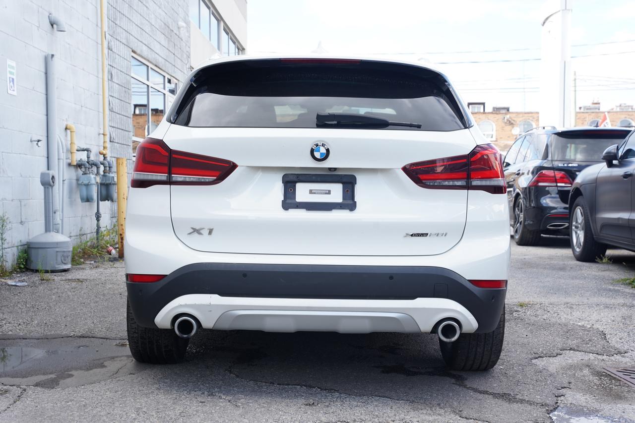 2020 BMW X1 xDrive28i/ NO ACCIDENTS/ PANOROOF/ CAMERA/ NAV Photo