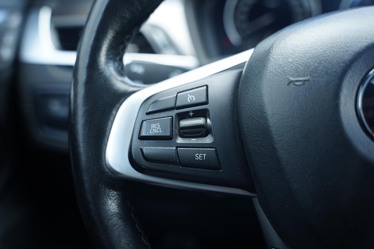 2020 BMW X1 xDrive28i/ NO ACCIDENTS/ PANOROOF/ CAMERA/ NAV Photo