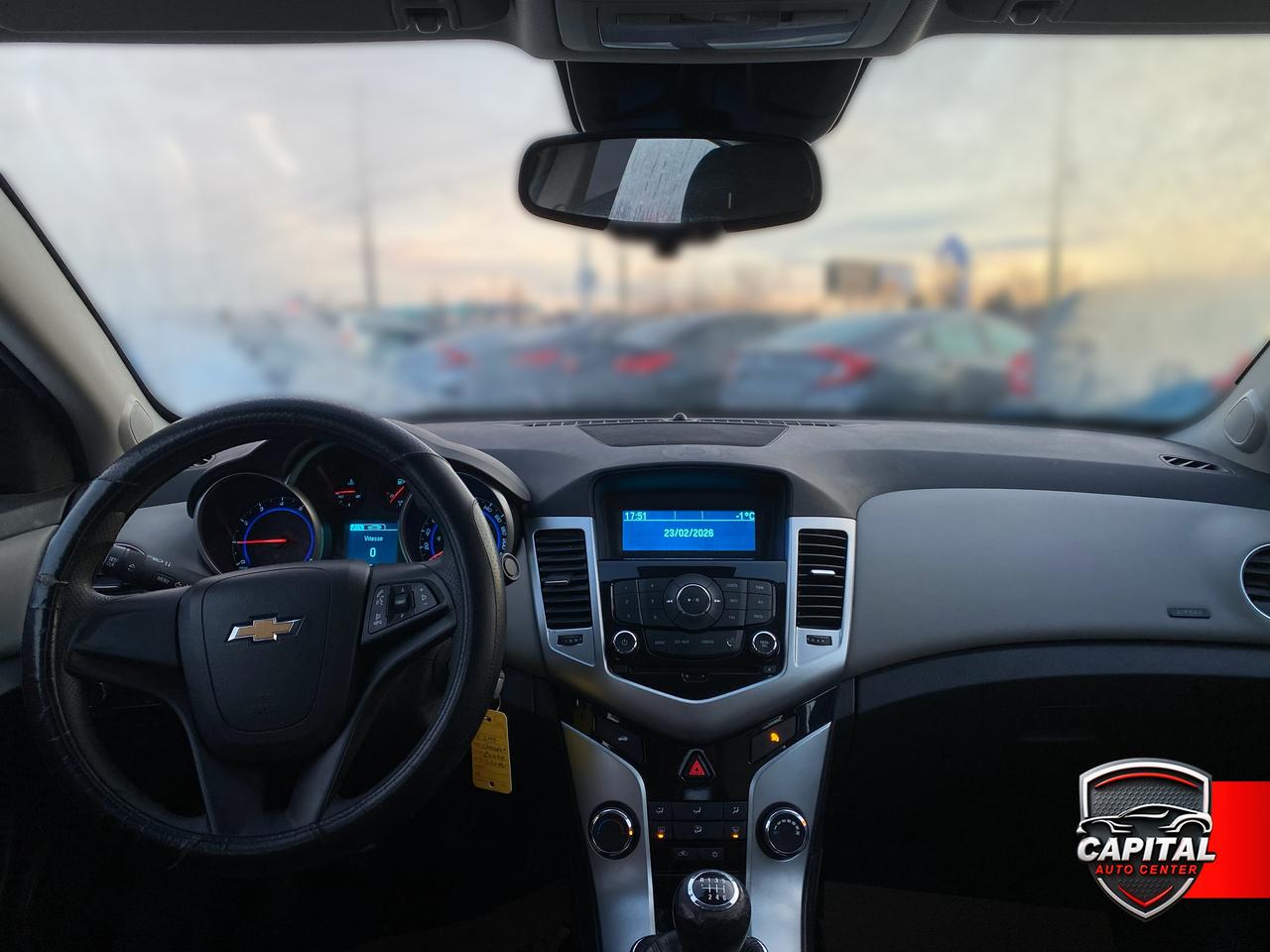 2015 Chevrolet Cruze LS Photo4