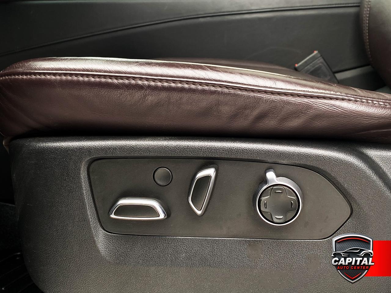 2022 Cadillac Escalade Premium Luxury Photo