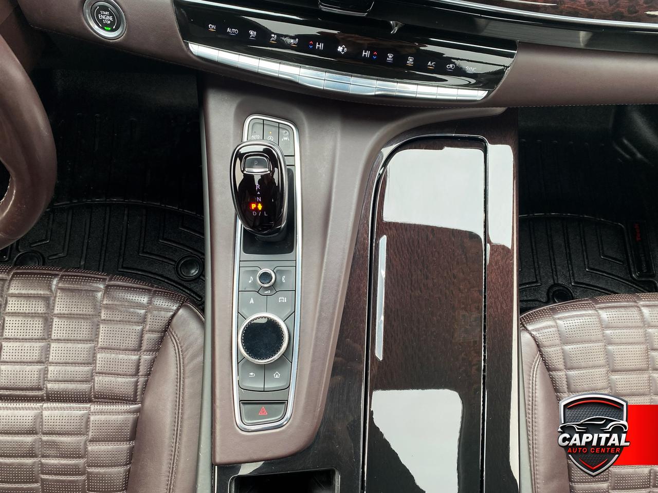 2022 Cadillac Escalade Premium Luxury Photo