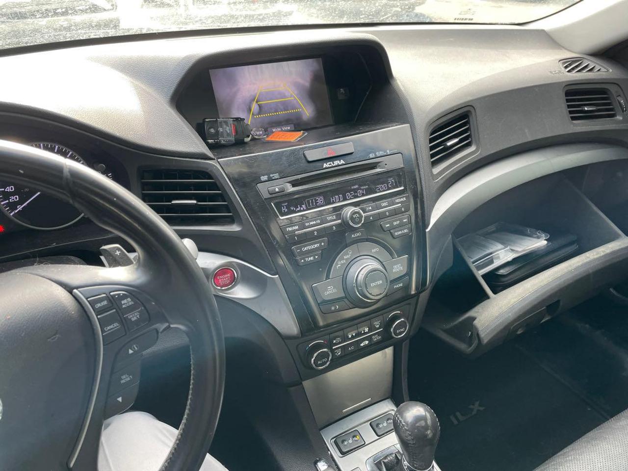 2014 Acura ILX Hybrid Photo