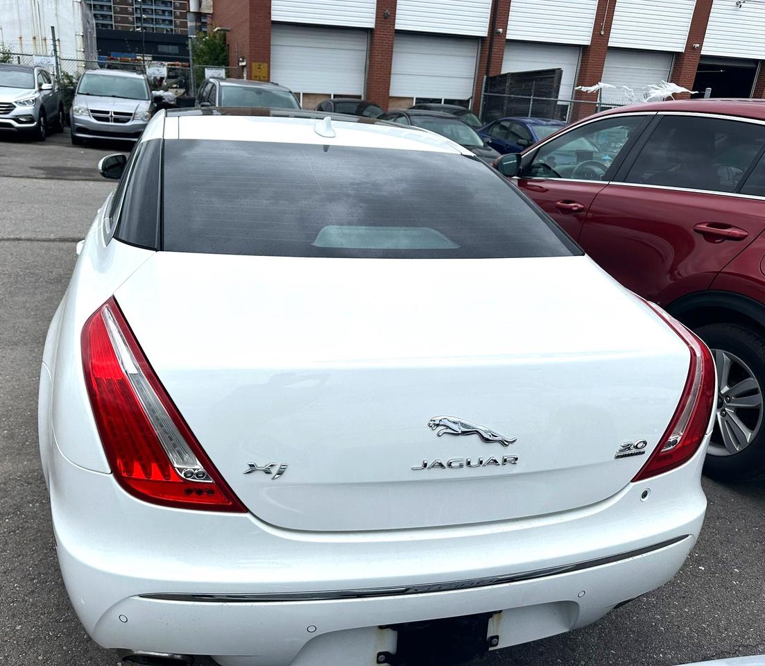 2014 Jaguar XJ-Series XJ Photo3