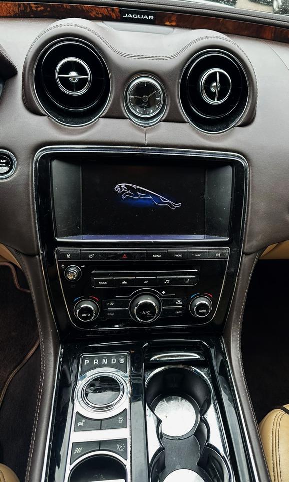 2014 Jaguar XJ-Series XJ Photo
