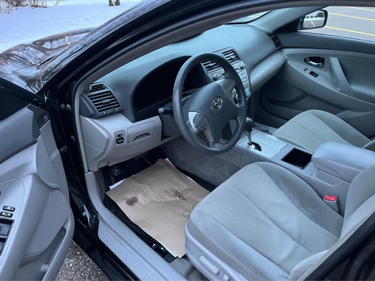 2007 Toyota Camry XLE Photo