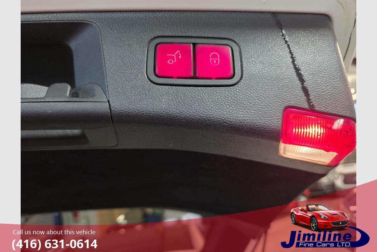 2011 Mercedes-Benz E-Class E350 4MATIC Wagon Photo