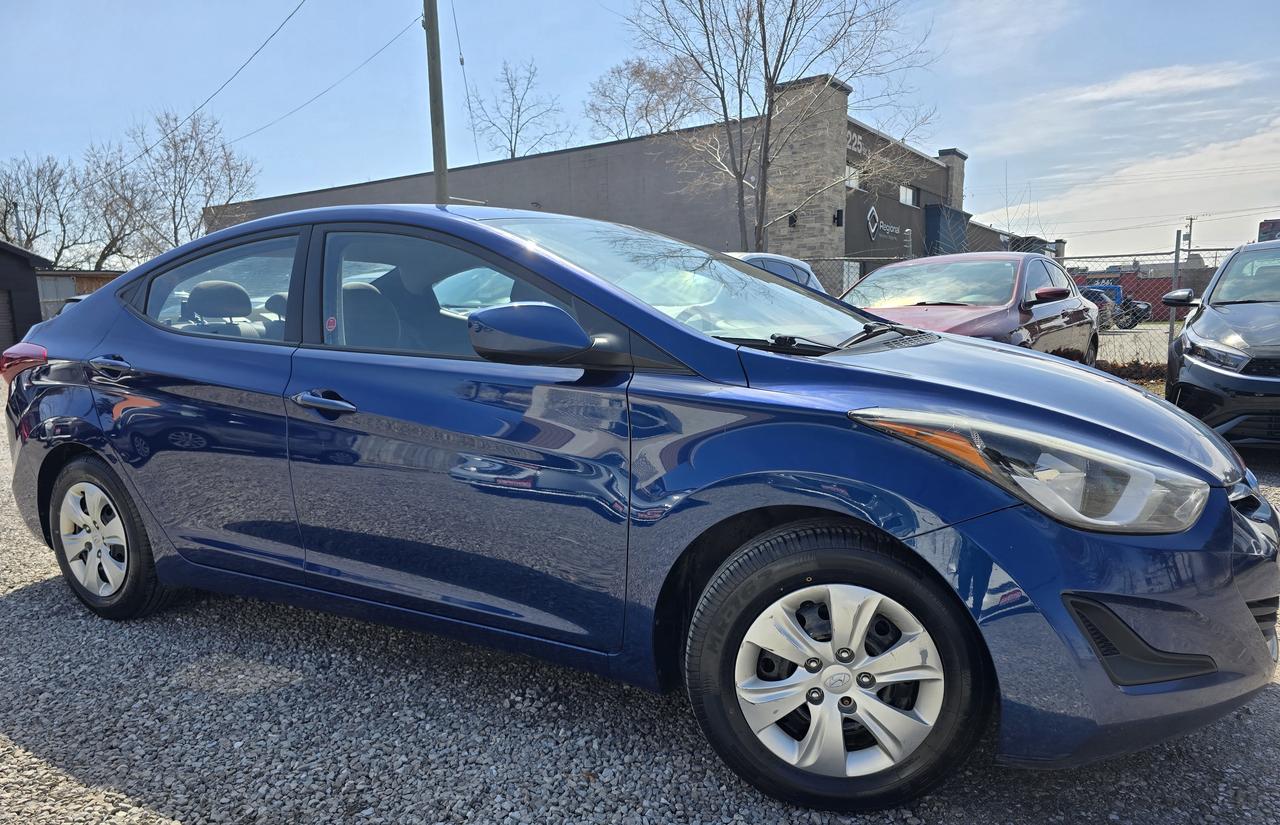 2016 Hyundai Elantra Limited Photo