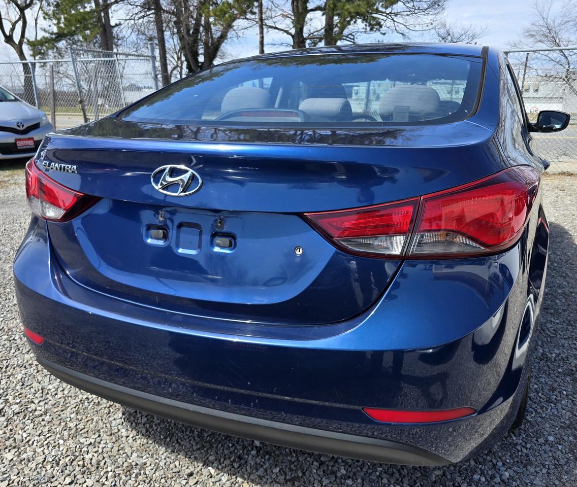 2016 Hyundai Elantra Limited Photo