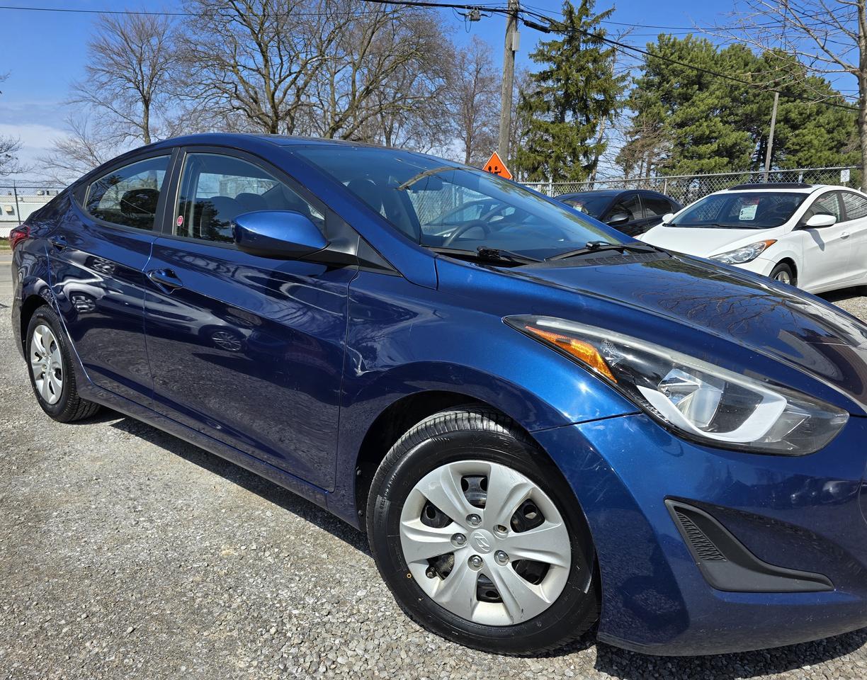 2016 Hyundai Elantra Limited Photo