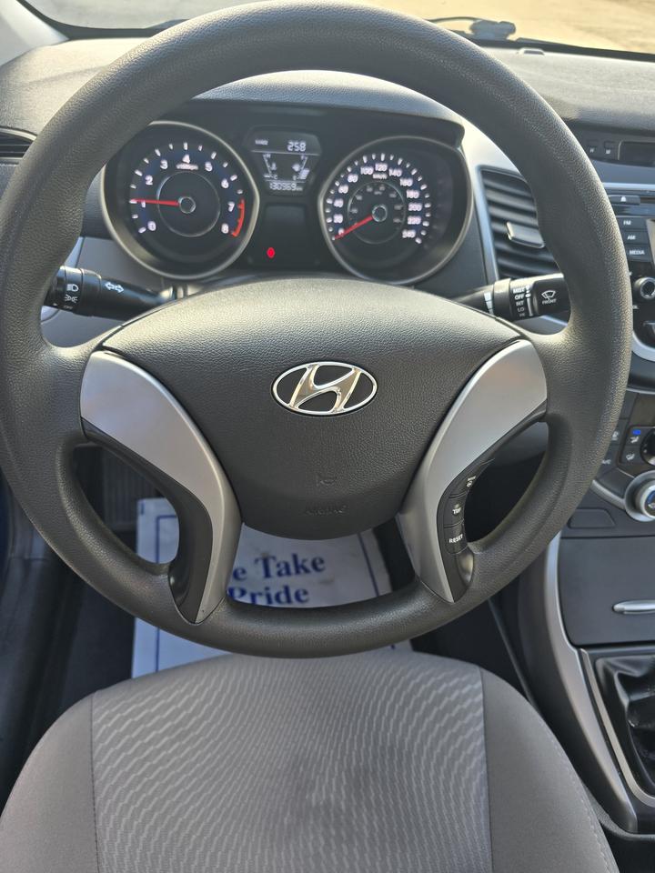 2016 Hyundai Elantra Limited Photo
