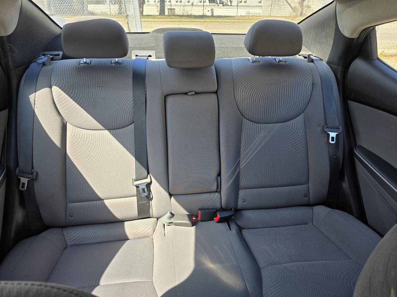 2016 Hyundai Elantra Limited Photo