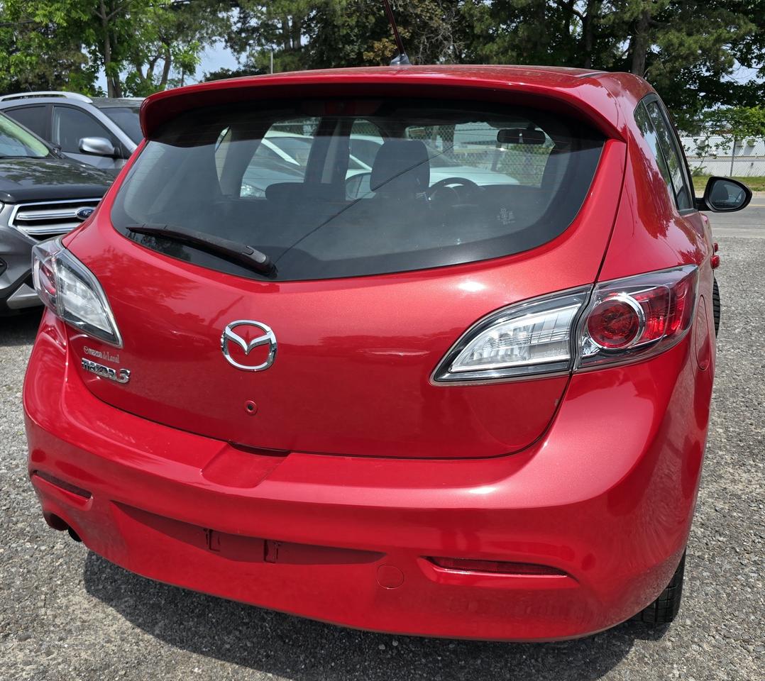 2010 Mazda MAZDA3 s Grand Touring Photo4