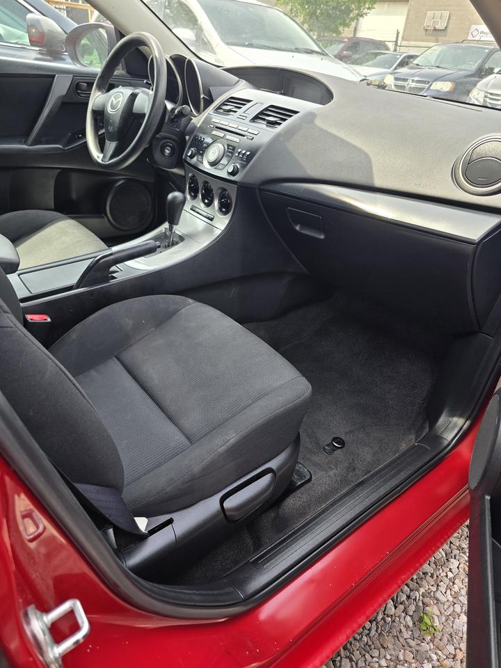 2010 Mazda MAZDA3 s Grand Touring Photo