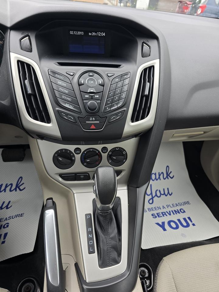 2013 Ford Focus SE Photo