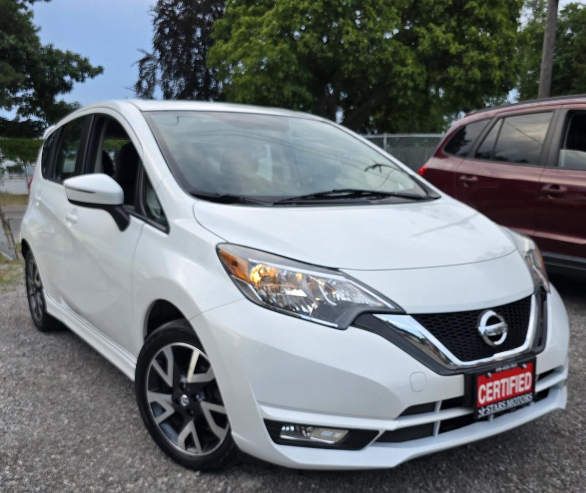 2017 Nissan Versa Note SV Photo0