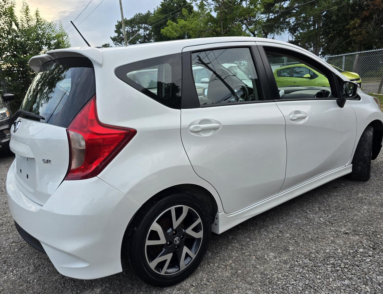 2017 Nissan Versa Note SV Photo