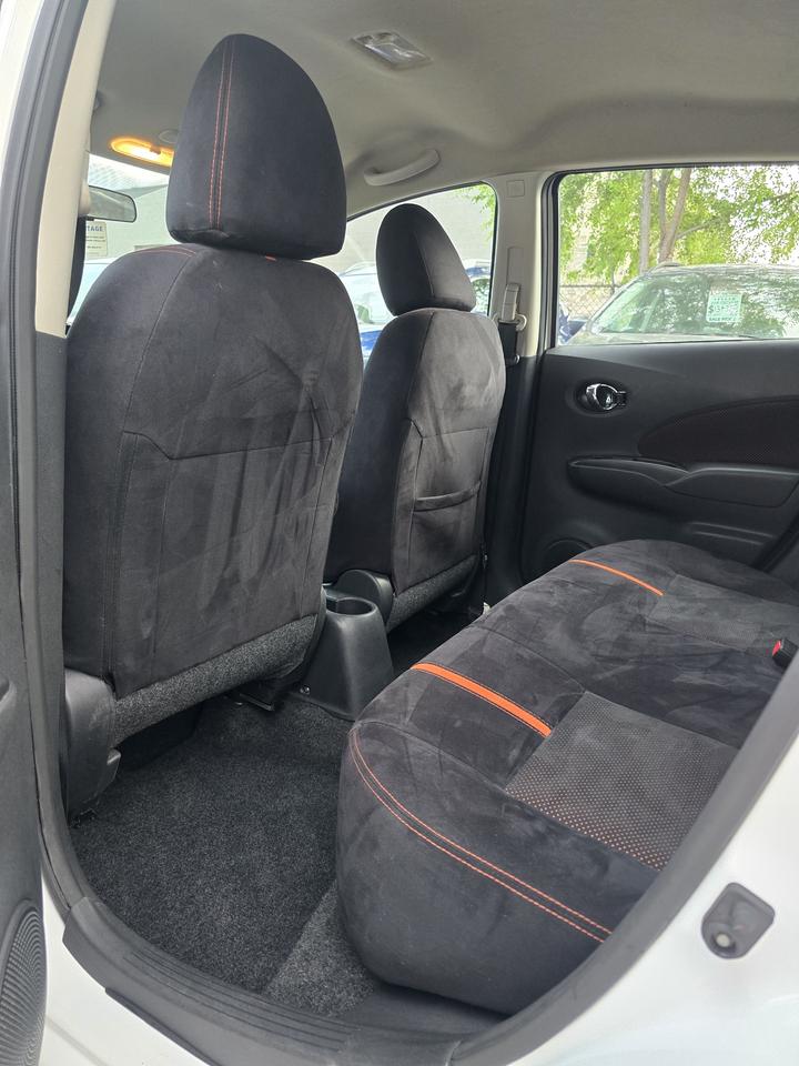 2017 Nissan Versa Note SV Photo